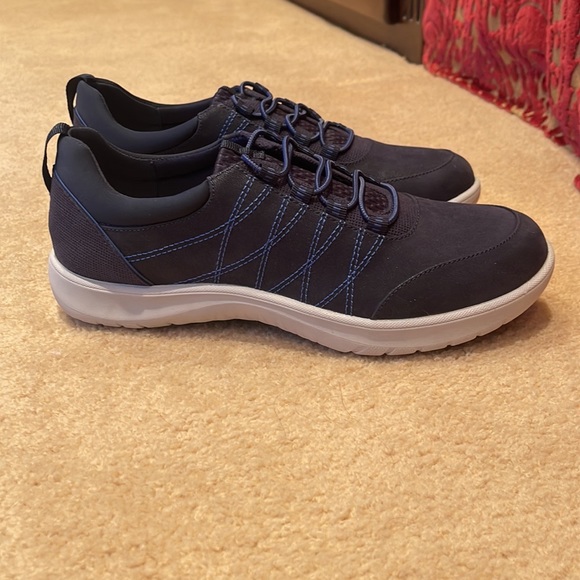 cloudstepper tennis shoes